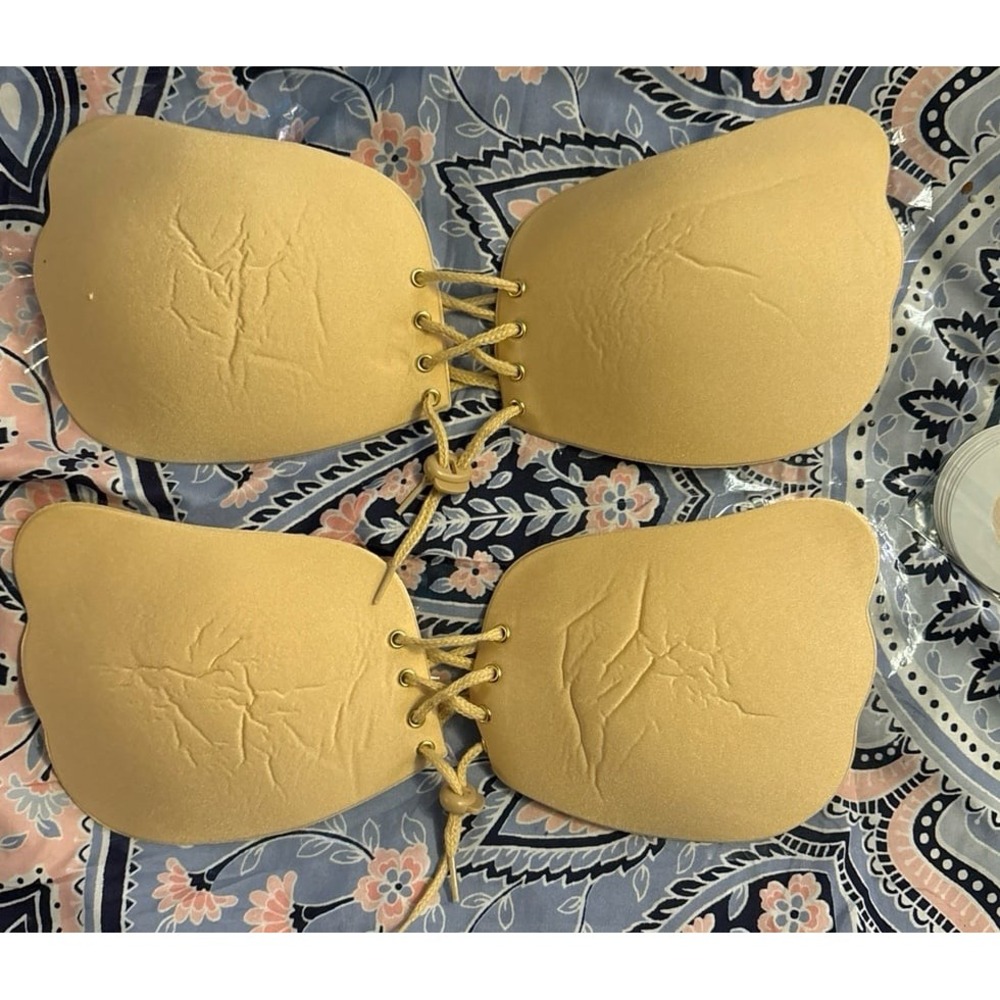 NEW Set of 2 Backless Strapless Nude Beige Reusable Adhesive Bras, B Cup‎